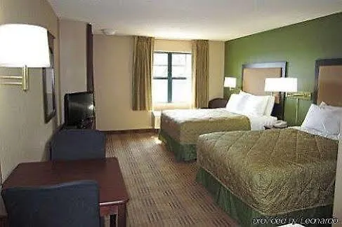 Extended Stay America Select Suites - Tampa - North - Usf - Attractions Temple Terrace